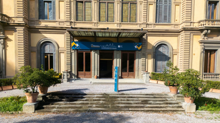 1.PALAZZO DEI CONGRESSI - VILLA VITTORIA